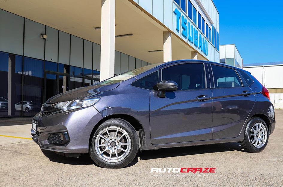 HONDA-JAZZ-CHALLENGE-HYPER-SILVER